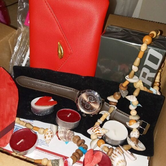 Love bundle  - Picture 3 of 10